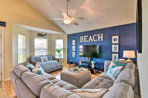 Bright Galveston Home Walk to Sea Isle Beach!